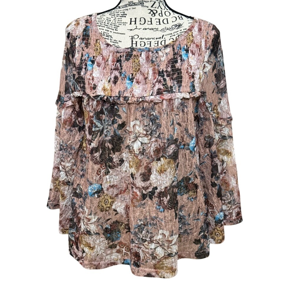 Elegant‎ Floral Print Blouse with Flared Sleeves